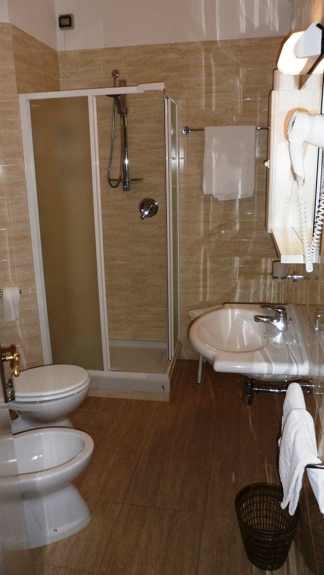 Hotel Reali Chianciano Terme Buitenkant foto