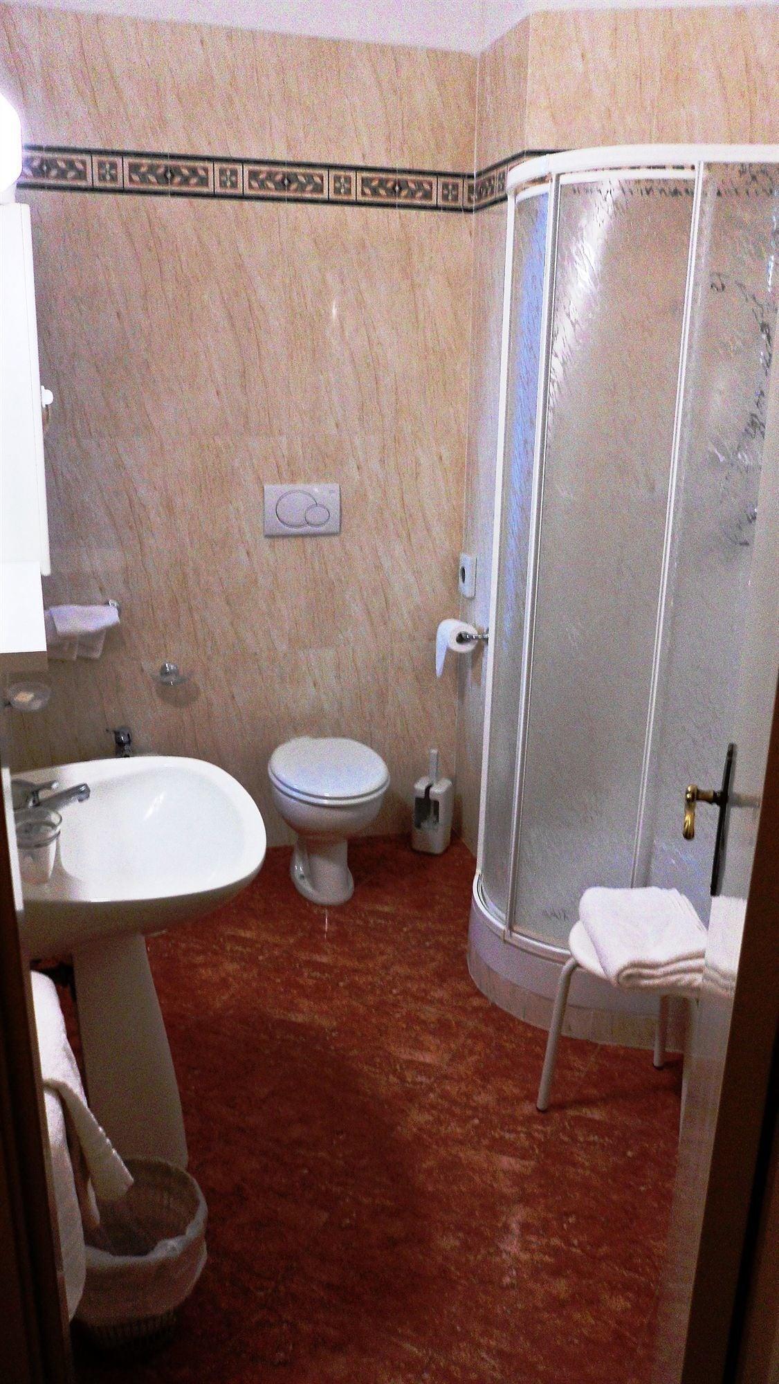 Hotel Reali Chianciano Terme Buitenkant foto